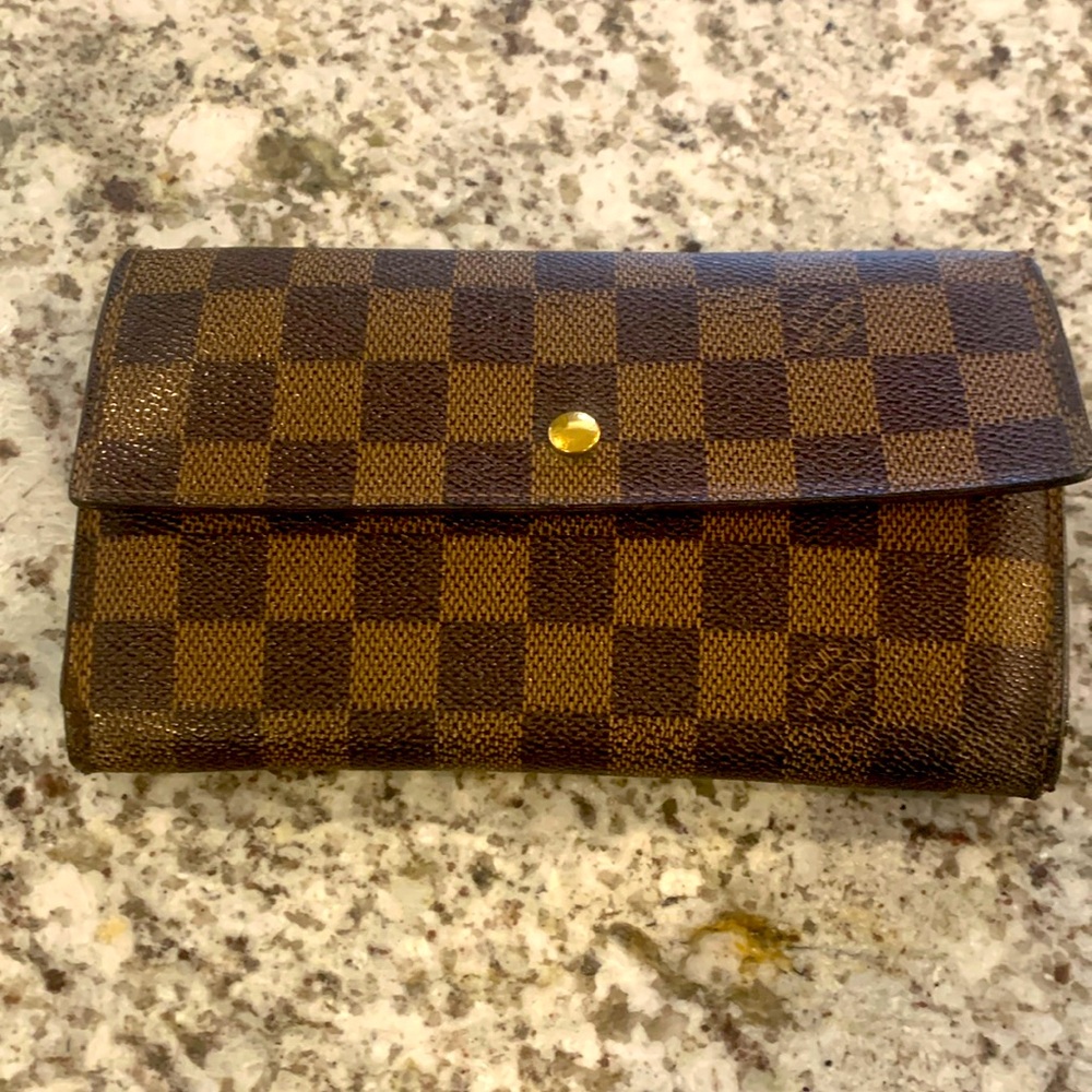 Louis Vuitton damier ebene